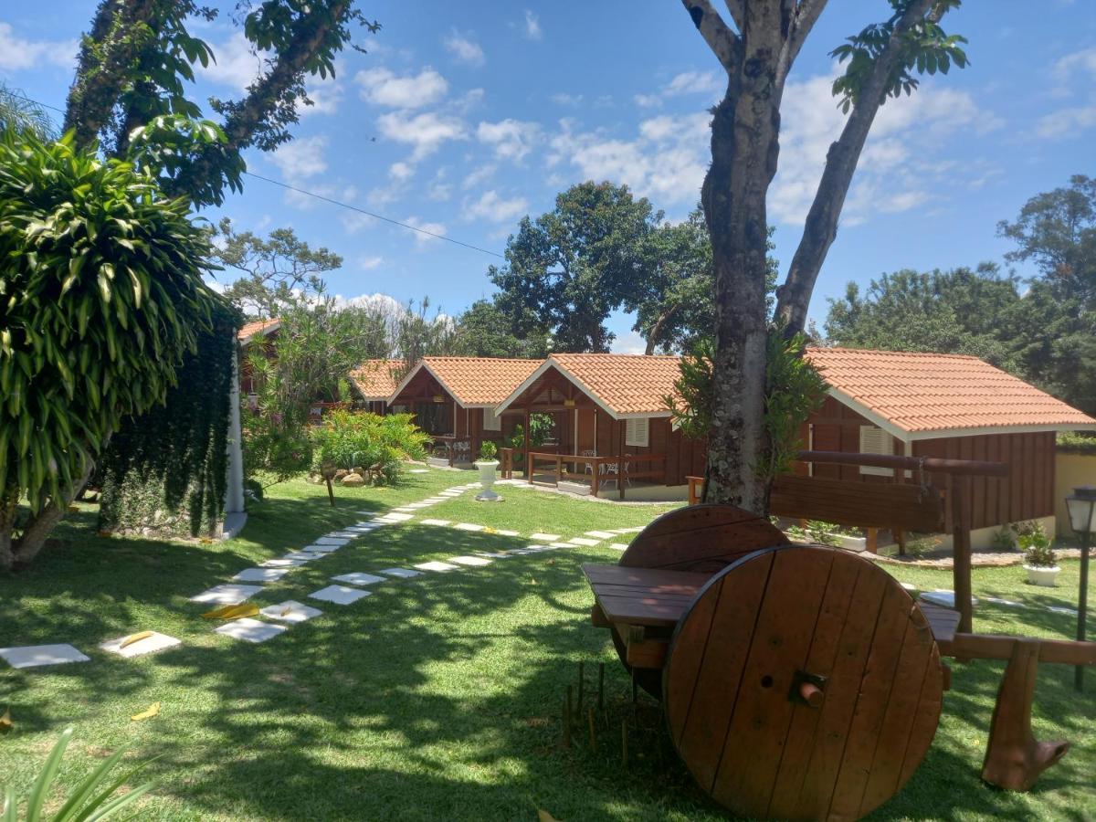 Pousada Casa Amarela Пиракая Экстерьер фото