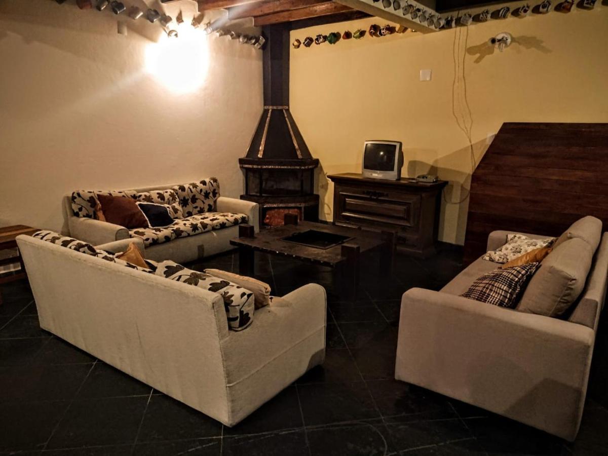 Pousada Casa Amarela Пиракая Экстерьер фото